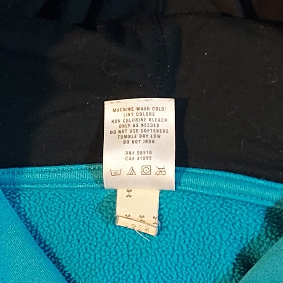 Under Armor teal hoodie/jacket/coat, size XSM - Picture 6 of 6